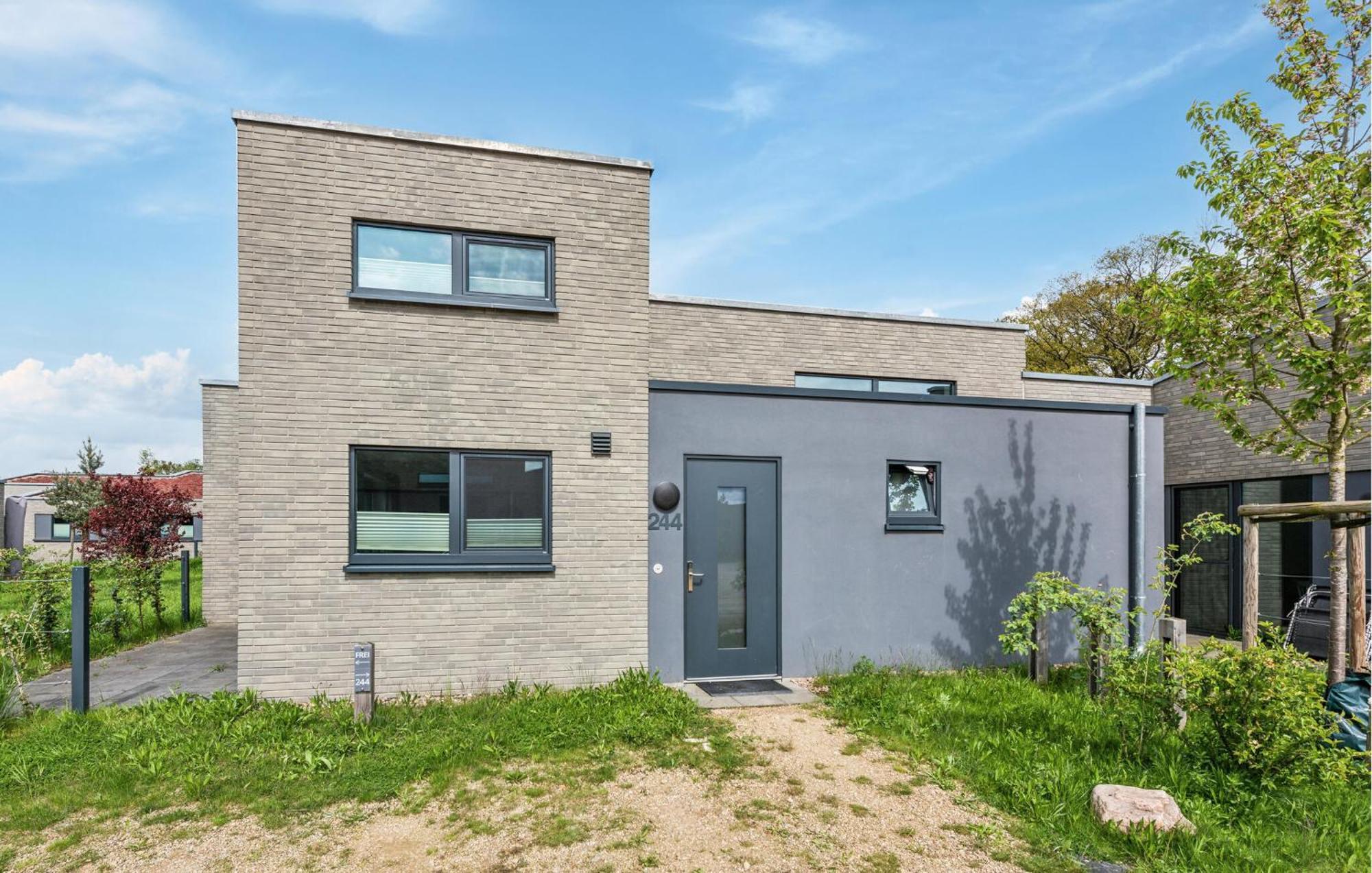 Lovely Home In Lembruch-Duemmer See With Wifi Exteriör bild